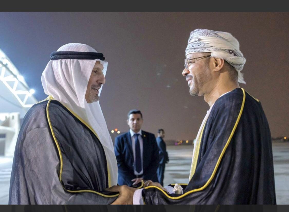 Les discussions koweïtiennes-omanaises aboutissent à deux mémorandums d’accord et à deux programmes exécutifs…