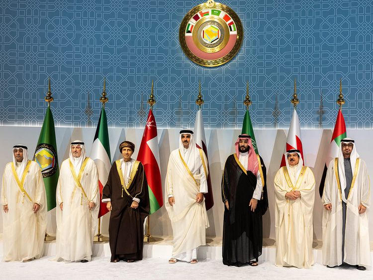 La Déclaration du Sommet du Golfe salue l’initiative de l’Arabie Saoudite de formuler une action internationale pour mettre fin à la guerre à Gaza…