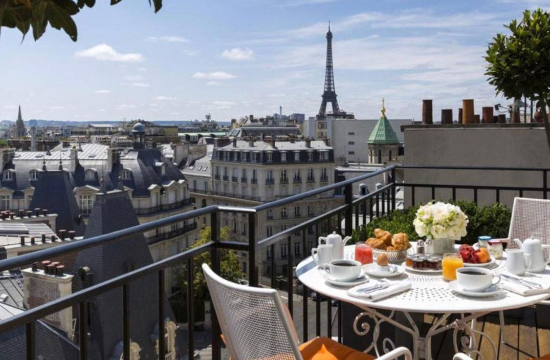 Les hôtels parisiens combattent les « bugs » à la vapeur !
