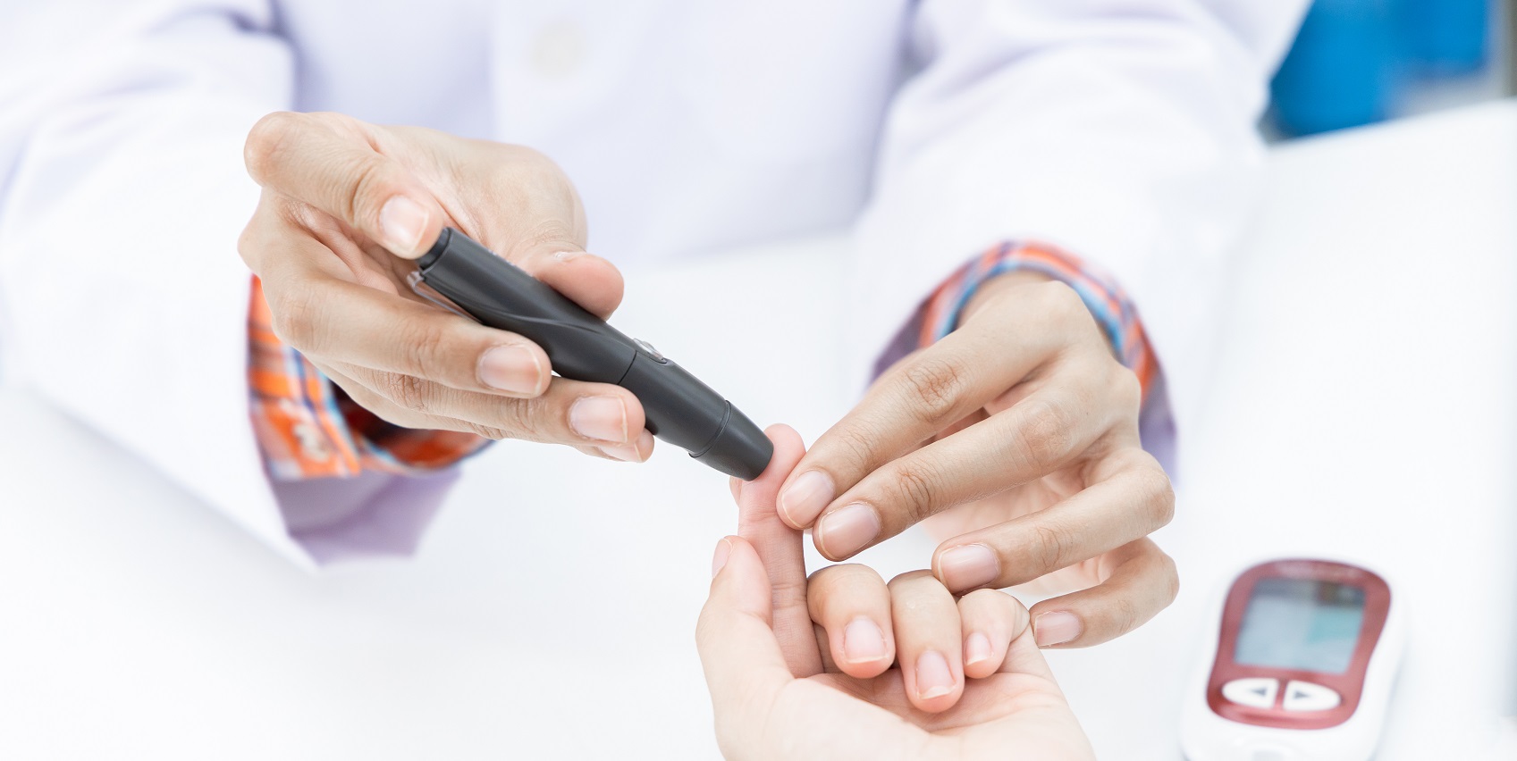 Pour mesurer le diabète sans douleur de piqûre… votre portable est la solution…
